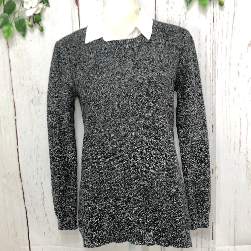 FOREVER21 LONG SLEEVE PULL OVER SIZE S